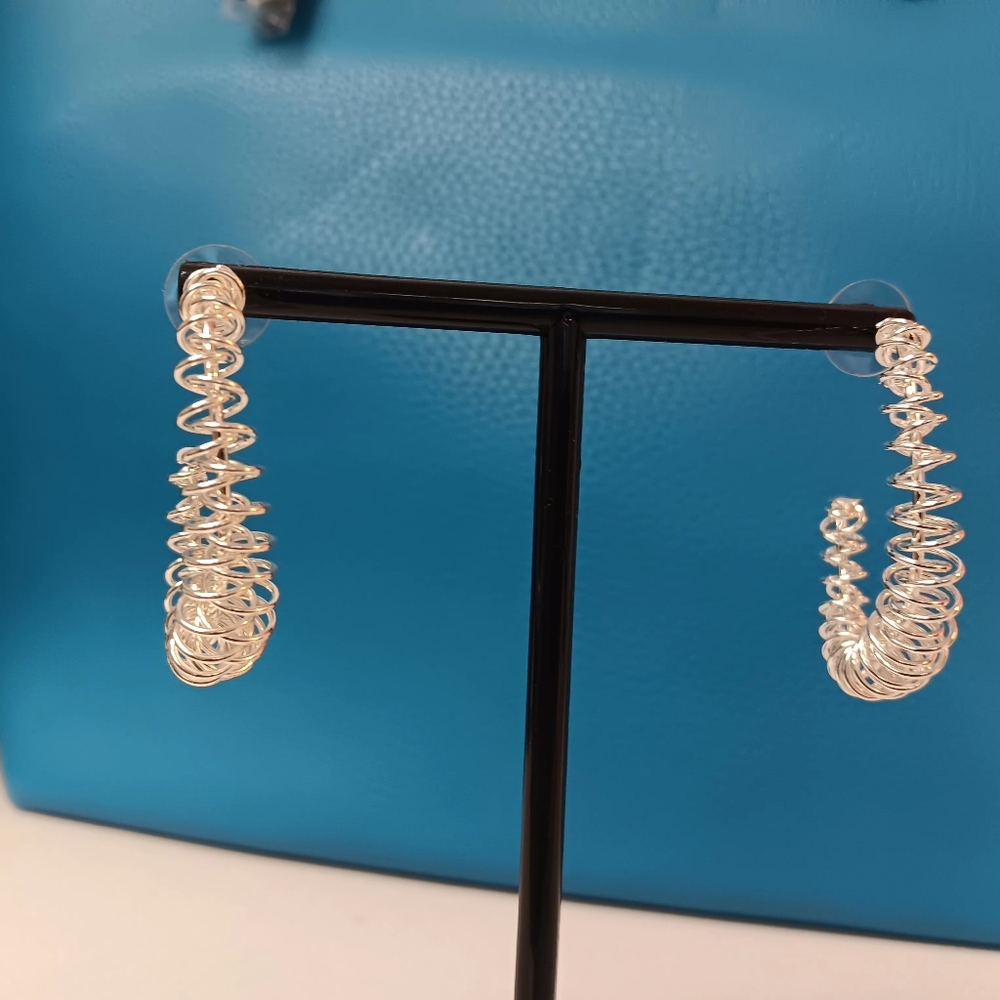 Silver airings